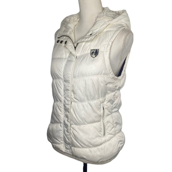 American Eagle Puffer Hooded Lined Vest - Picture 5 of 13